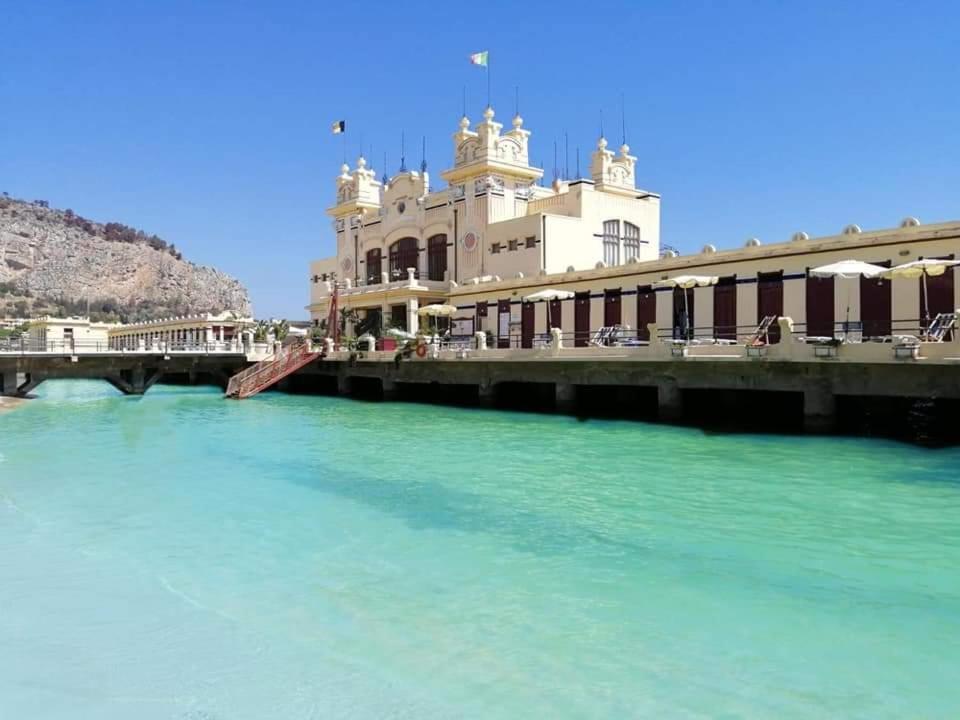 Hikkara Home Airport, Sea And Beach Carini Exterior photo